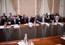 將QE當作減息咁用?