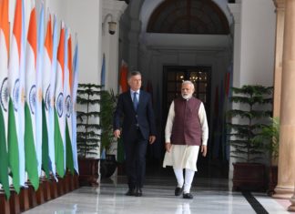 印度央行向政府提早派息 為莫迪助選 (好似係)