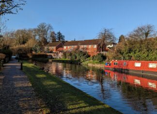 英國樓價升幅加速至1.6%: 北部樓市領漲