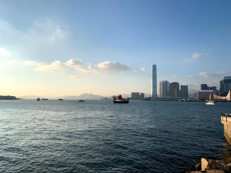 有關聯匯「異常」情況 我想發表嘅係
